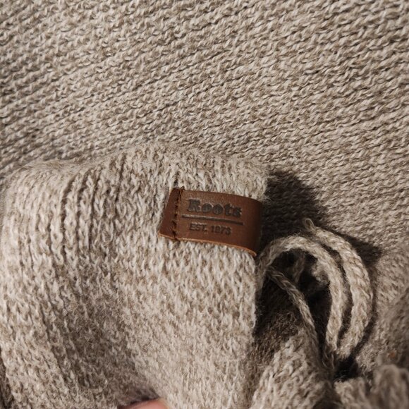 EUC Roots Cowl Neck Asymmetrical Poncho - One Size - Picture 3 of 6